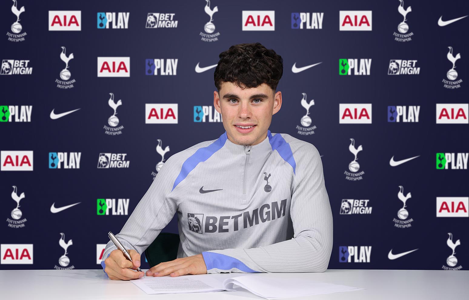 Gray deal agreed | Tottenham Hotspur